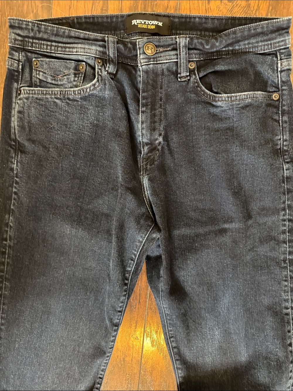 Revtown Men’s 32x30 Automatic Straight Jeans in Dark Wash Workwear